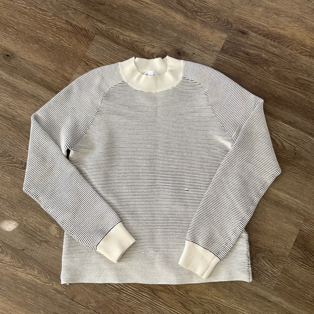 Minnie Rose Striped B/W Long Sleeve Sweater